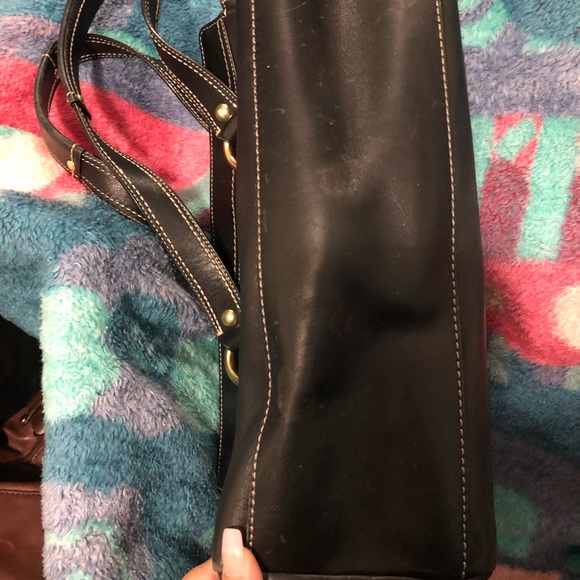 Beautiful Black Leather Coach Purse! - Picture 4 of 6